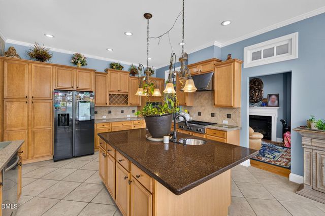 1033 Kennicott Avenue, Cary, NC 27513