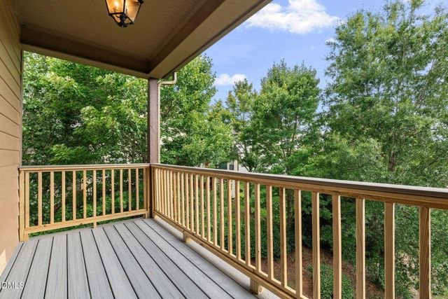 1033 Kennicott Avenue, Cary, NC 27513