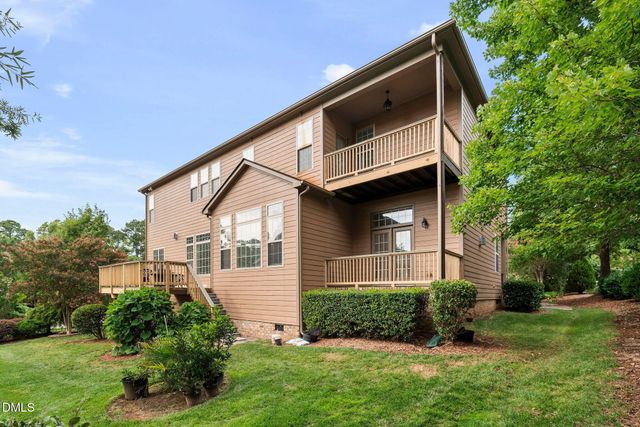 1033 Kennicott Avenue, Cary, NC 27513