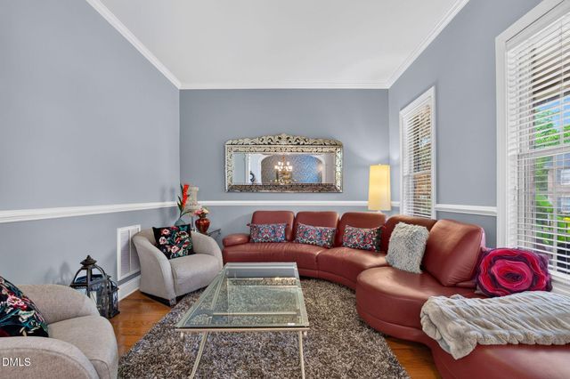1033 Kennicott Avenue, Cary, NC 27513