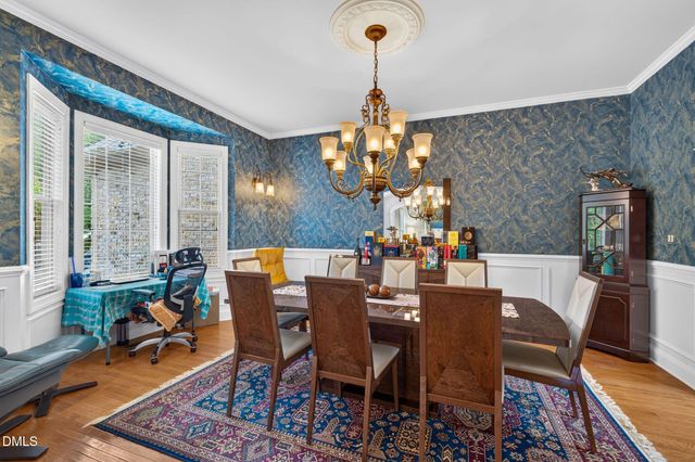 1033 Kennicott Avenue, Cary, NC 27513