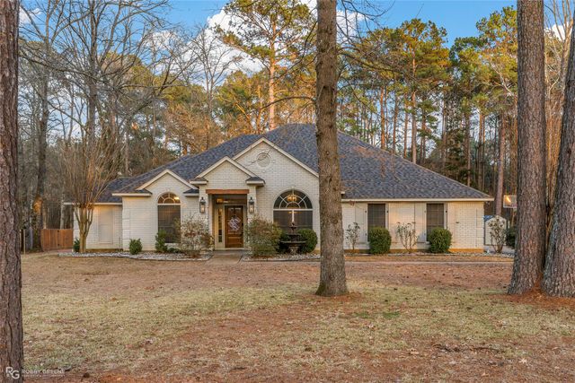 2859 Hillcrest Circle, Benton, LA 71006