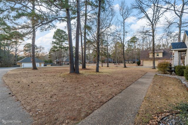 2859 Hillcrest Circle, Benton, LA 71006