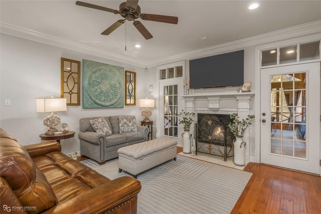 2859 Hillcrest Circle, Benton, LA 71006