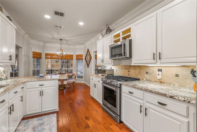 2859 Hillcrest Circle, Benton, LA 71006