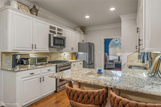 2859 Hillcrest Circle, Benton, LA 71006