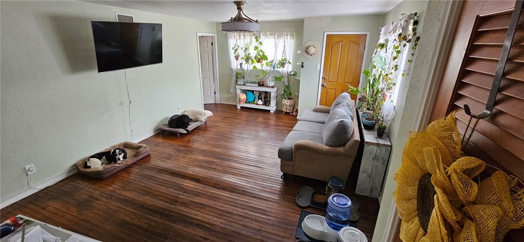 4937 Jo Ann, Corpus Christi, TX 78415 — photo 2