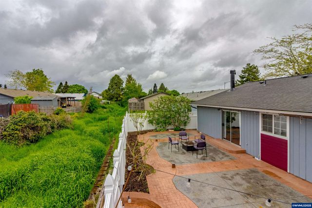 1233 Scepter Wy NE, Salem, OR 97301