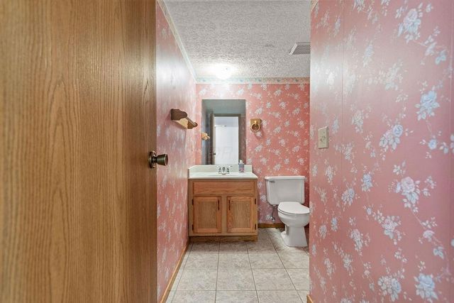 1324 Brookview Circle, Pickerington, OH 43147
