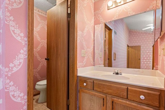 1324 Brookview Circle, Pickerington, OH 43147