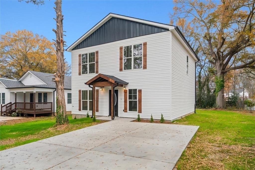 214 Gordon Avenue, Calhoun, GA 30701