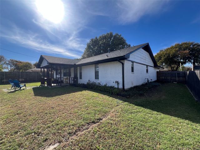 3217 N Marseille Lane, Sherman, TX 75090