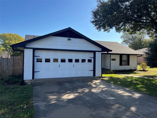 3217 N Marseille Lane, Sherman, TX 75090