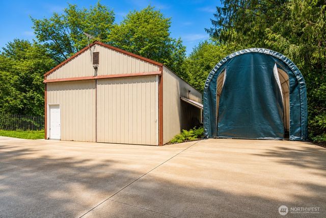 15221 342nd Avenue NE, Duvall, WA 98019