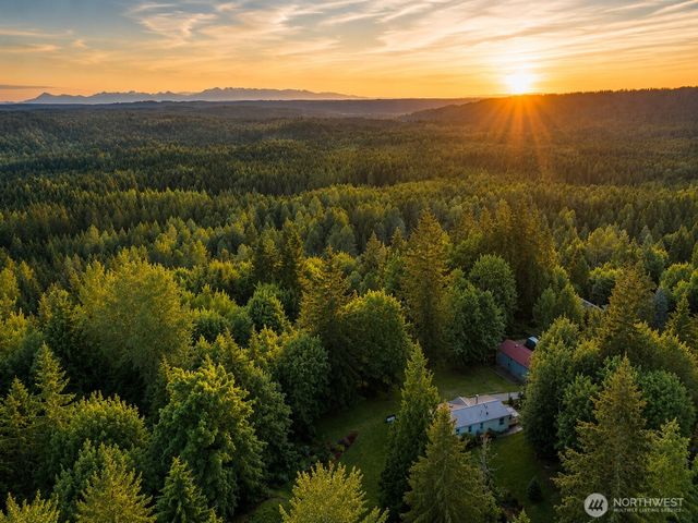 15221 342nd Avenue NE, Duvall, WA 98019
