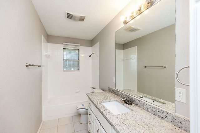 6009 Kenilworth Drive, Arlington, TX 76001