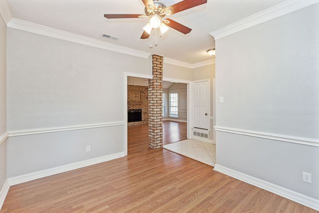 6009 Kenilworth Drive, Arlington, TX 76001