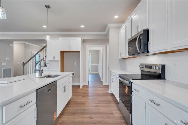 8 Snowfield Circle, Lynchburg, VA 24503