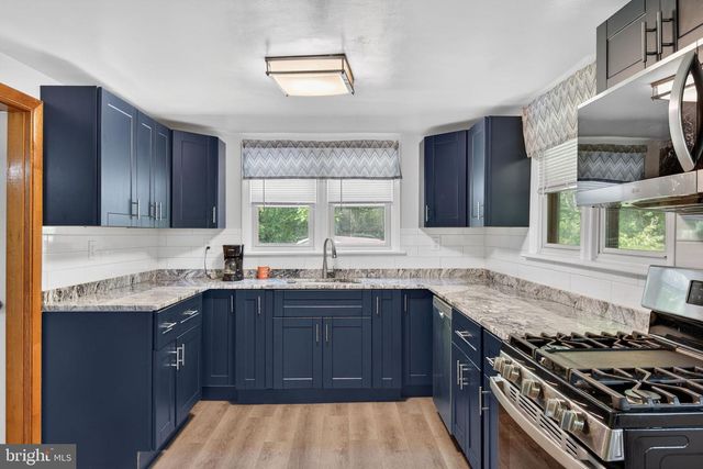 140 MURPHYS HOLLOW LN, Wrightsville, PA 17368