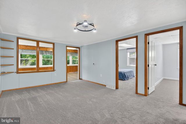 140 MURPHYS HOLLOW LN, Wrightsville, PA 17368