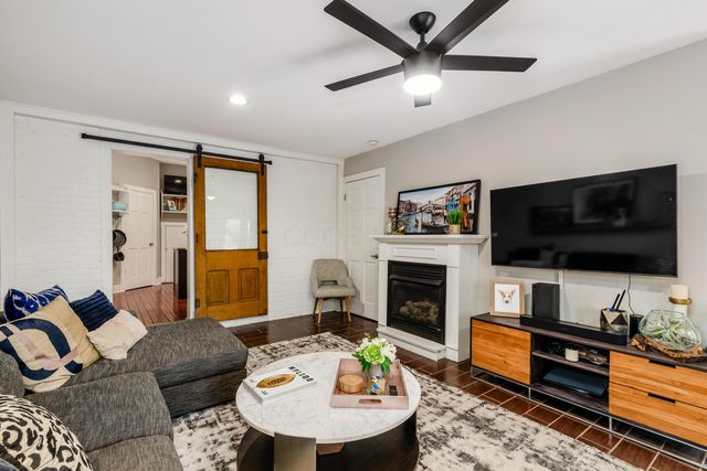 885 S Front Street, Columbus, OH 43206
