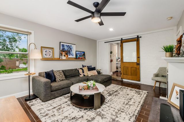 885 S Front Street, Columbus, OH 43206