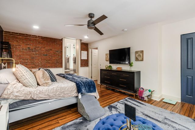 885 S Front Street, Columbus, OH 43206