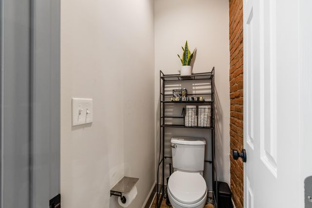 885 S Front Street, Columbus, OH 43206