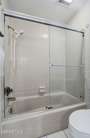 125 SUNDANCE Court, Santa Teresa, NM 88008