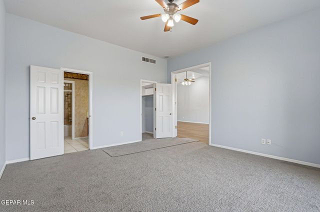 125 SUNDANCE Court, Santa Teresa, NM 88008