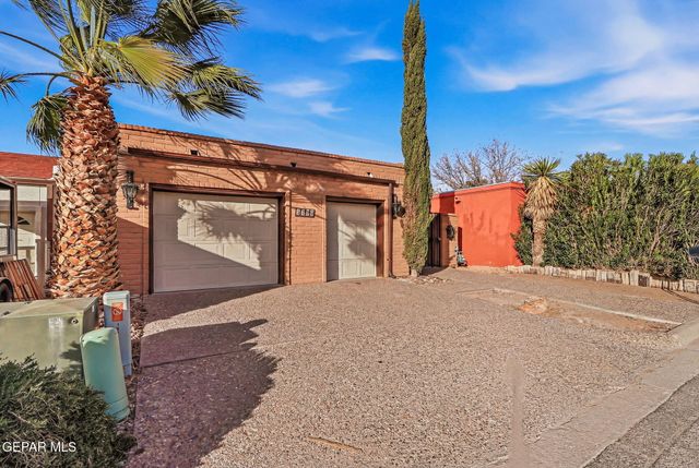 125 SUNDANCE Court, Santa Teresa, NM 88008