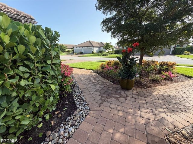 15227 Tolmino ST, Naples, FL 34114