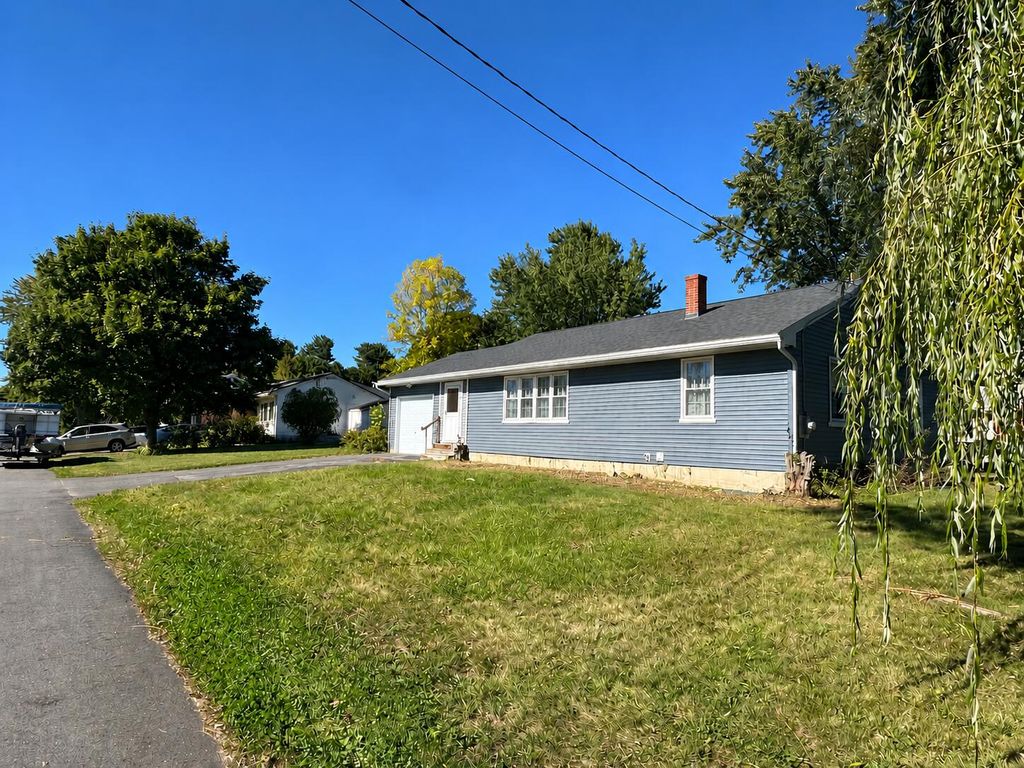 40 Fortin Way, Lewiston, ME 04240 — photo 2