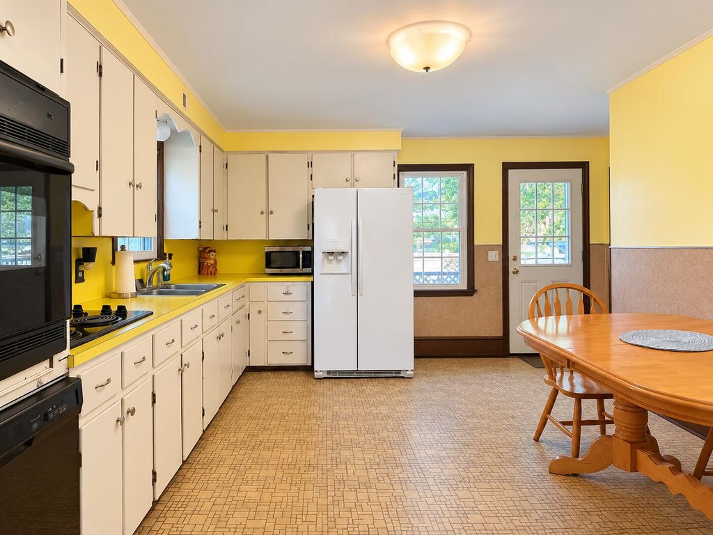 40 Fortin Way, Lewiston, ME 04240 — photo 5