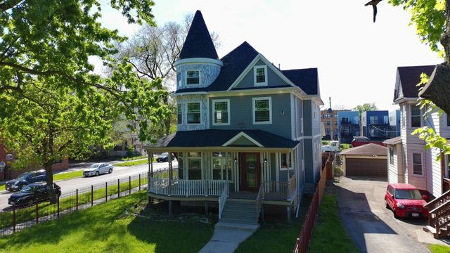 600 N Pine Avenue, Chicago, IL 60644