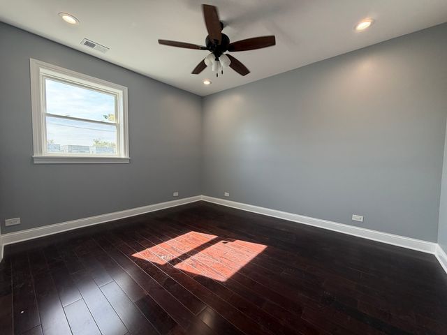 600 N Pine Avenue, Chicago, IL 60644