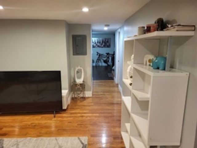 243 Gallivan Blvd 1, Boston, MA 02124