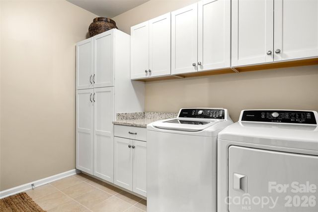 232 Picasso Trail, Mount Holly, NC 28120