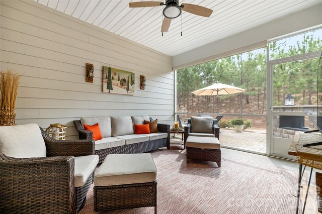 232 Picasso Trail, Mount Holly, NC 28120