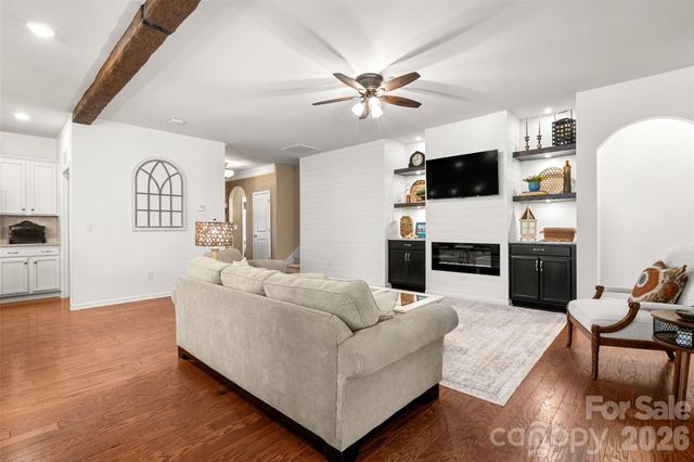 232 Picasso Trail, Mount Holly, NC 28120