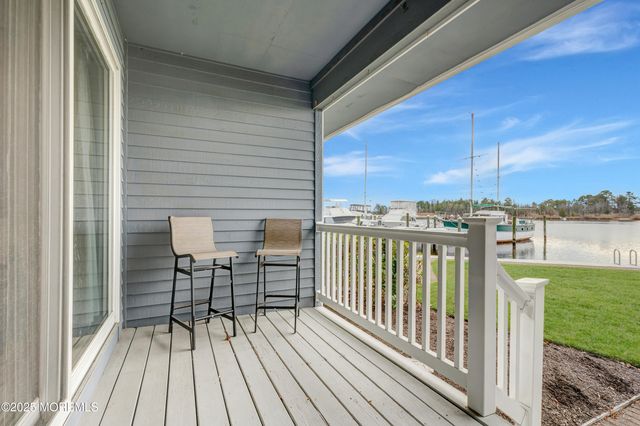 302 Spinnakers Cove, Toms River, NJ 08753