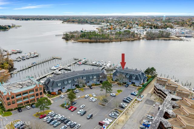 302 Spinnakers Cove, Toms River, NJ 08753