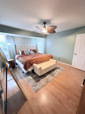 462 SE Cork Road, Port St. Lucie, FL 34984