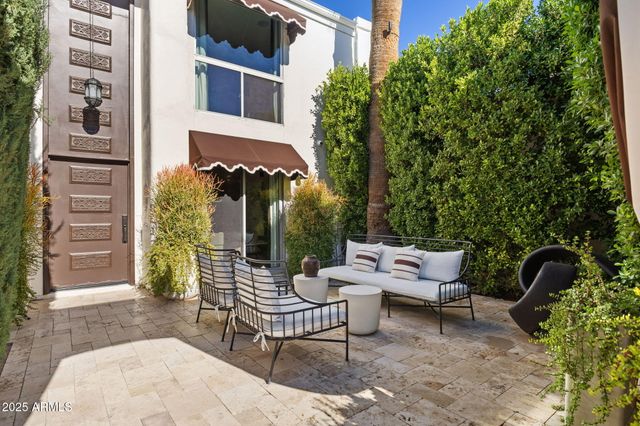 7242 E JOSHUA TREE Lane, Scottsdale, AZ 85250