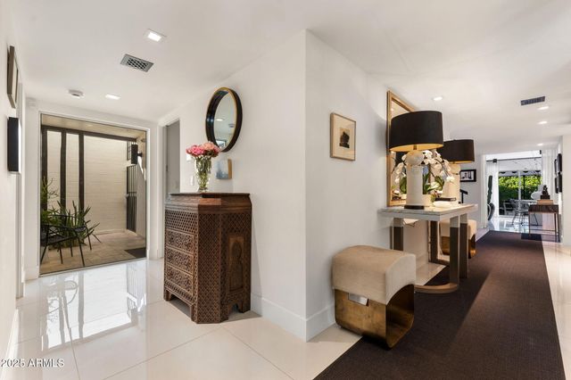 7242 E JOSHUA TREE Lane, Scottsdale, AZ 85250