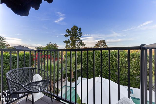 7242 E JOSHUA TREE Lane, Scottsdale, AZ 85250