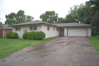 1946 S 74th East Avenue, Tulsa, OK 74112