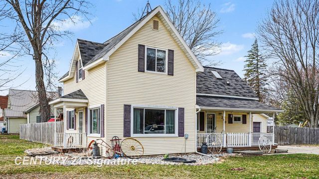 200 W Adams Street, Coleman, MI 48618