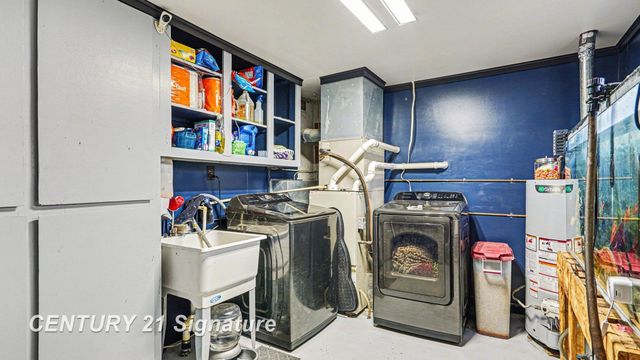 200 W Adams Street, Coleman, MI 48618