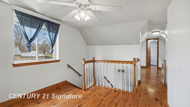 200 W Adams Street, Coleman, MI 48618
